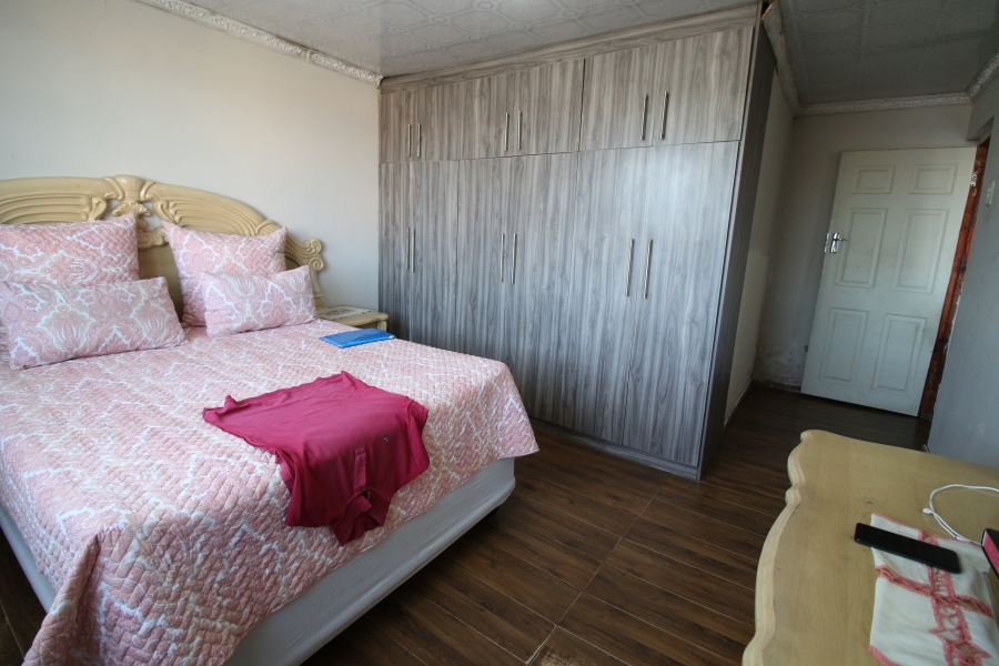 5 Bedroom Property for Sale in Mdantsane Eastern Cape